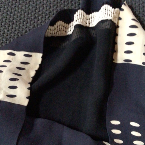 Beautiful Leifsdottir silk dress- size 4, worn once- bought at Anthropologie - Picture 6 of 9